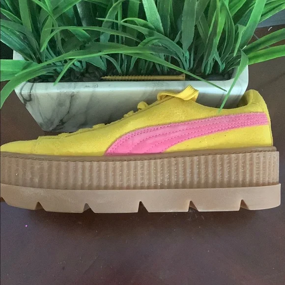 PUMA X Rihanna’s Fenty Yellow & Pink Suede Creapers Sneakers Vibrant Design EUC - Picture 9 of 11
